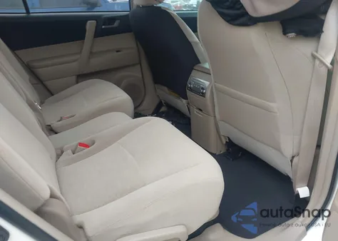 2011 Toyota Highlander Base V6 from USA, damaged, VIN 5TDBK3EH0BS057432